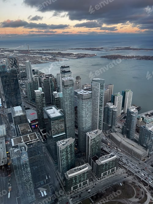 Preview: Skyscrapers from above during cloudy weather
