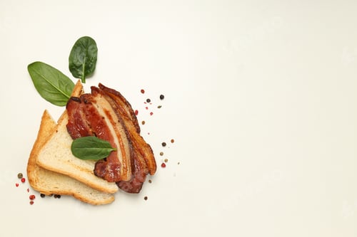 Preview: Tasty breakfast and delicious meat food concept - fried bacon