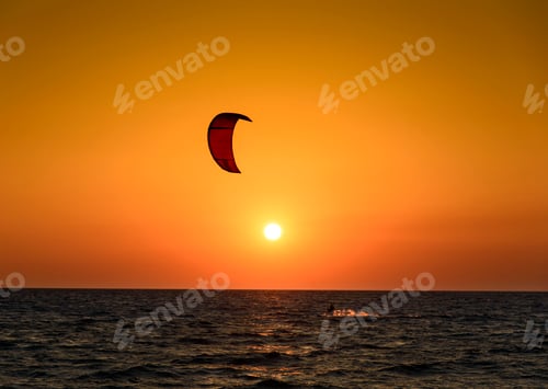 Preview: Kite surfing