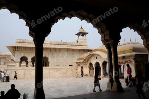 Preview: The Red Fort of Agra, a UNESCO World Heritage Site