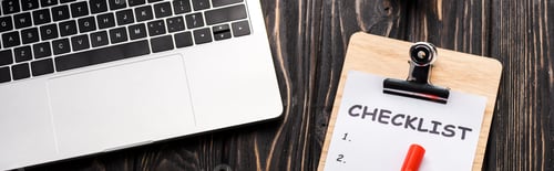 Preview: panoramic shot of laptop near checklist and marker pen on table, e-commerce concept