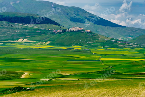 Preview: Piano Grande di Castelluccio, mountain and rural landscape