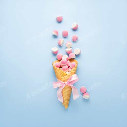 Preview: Ice Cream Cone with Pink and White Candies