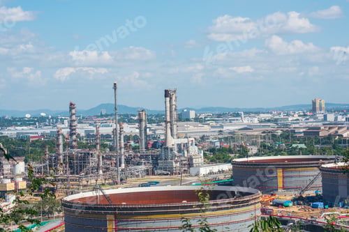 Preview: Oil refinery gas petrol plant industry with crude tank, gasoline supply and chemical factory