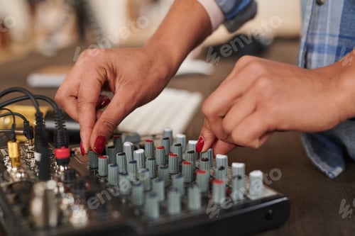Preview: Setting Mixing Console