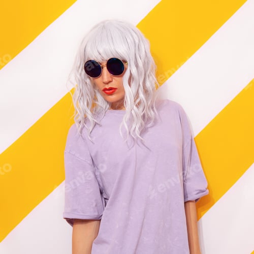 Preview: Pretty Blonde Girl wearing
