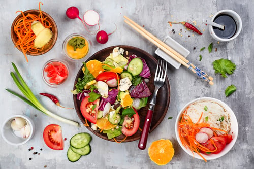 Preview: Spicy glass noodles with vegetables - carrots, cucumber, peppers, garlic.