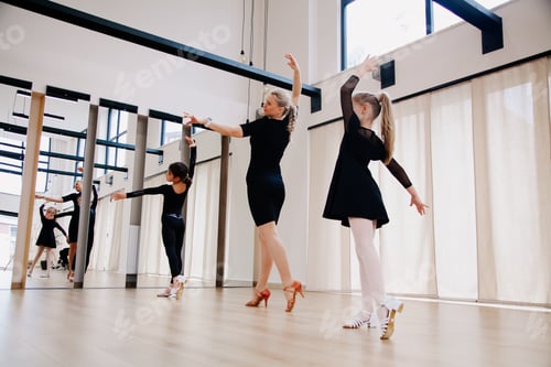 Preview: Choreography class