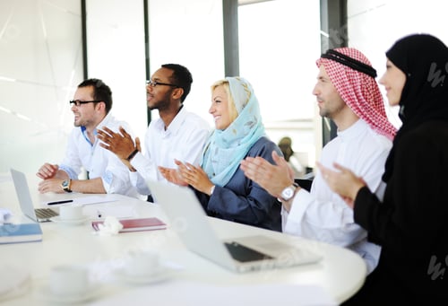 Preview: Arabic Business People Working In Office