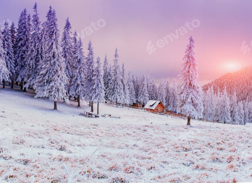 Preview: cabin in the mountains in winter