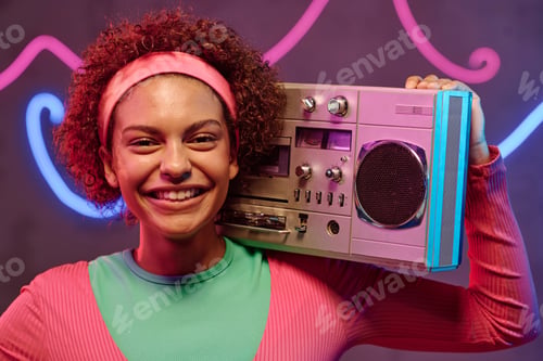 Preview: Portrait of Smiling Woman in Retro Activewear