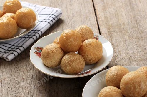Preview: Tahu Bulat