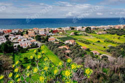 Preview: Beautiful views of the city Brolo.