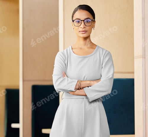 Preview: Cropped portrait of an attractive mature businesswoman standing with her arms crossed in the office