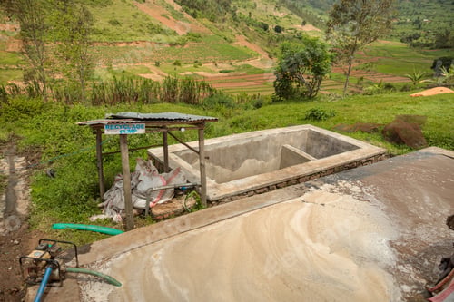 Preview: Recyclage pump on the washing station at farm