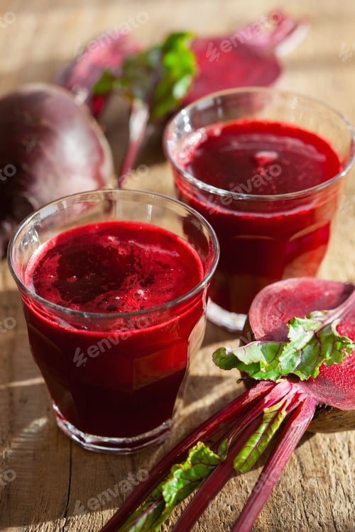 Preview: Fresh Beet Juice on Rustic Wooden Table