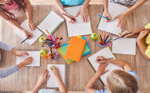 Preview: Kids around the school table