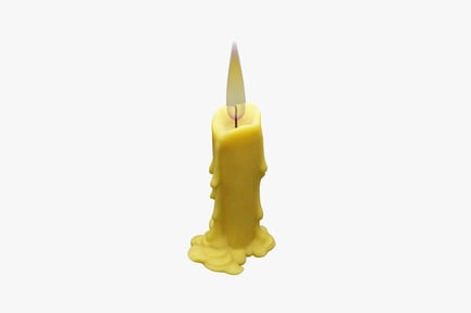 Preview: Cylindrical candle with wavy base and lit wick