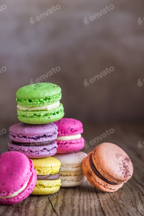 Preview: Colorful macarons on the wooden background