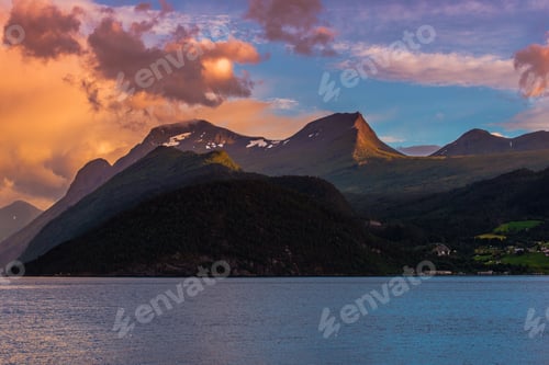 Preview: Norwegian Fjord Scenery