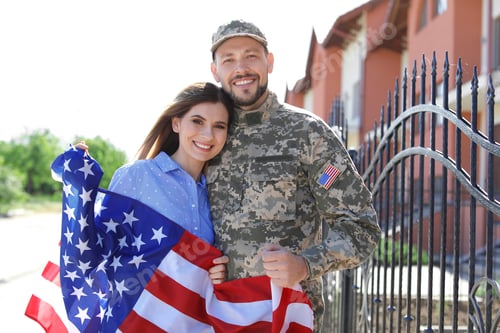 Preview: American soldier with his wife outdoors. Military service