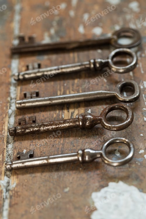 Preview: Old, ornate keys