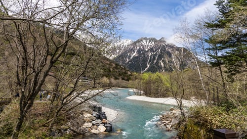 Preview: Scenic and tranquil setting in Kamikochi, part of chubu sangaku national park in Japan