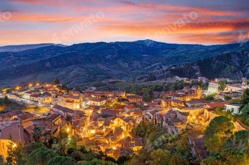 Preview: Stilo, Italy at Dawn