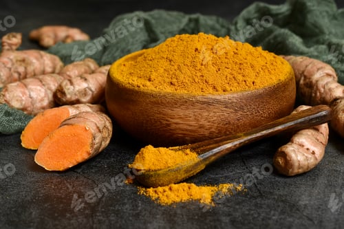 Preview: Turmeric roots and powder