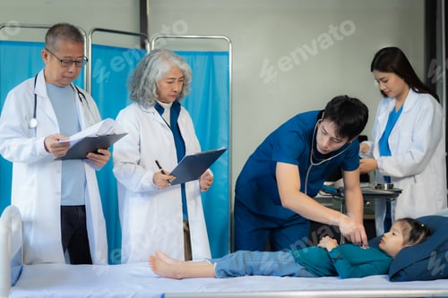 Preview: Dental team examines the oral health and provides advice on oral care for children.