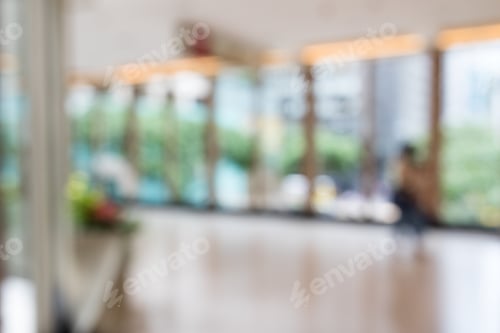 Preview: Blur of shopping mall