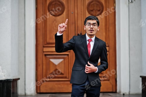 Preview: Stylish indian man