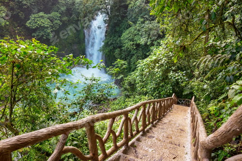 Preview: Waterfall in Costa Rica