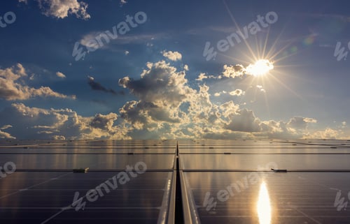 Preview: Solar panels on the roof of a building, grouping of photovoltaic reflected blue sky and sunlight, So