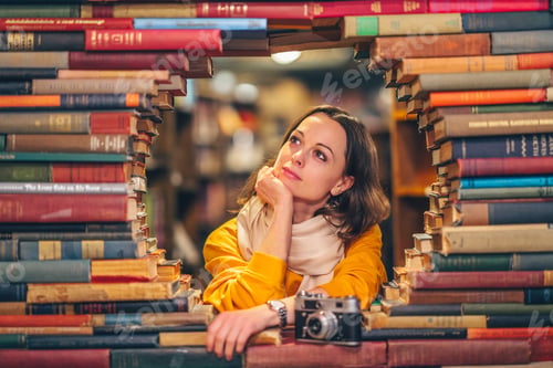 Preview: Young photographer in a famous place