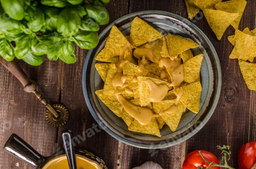 Preview: Nachos with homemade cheese dip