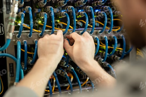 Preview: Checking cables of switchboard