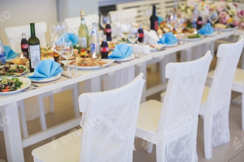 Preview: Table setting for an wedding reception