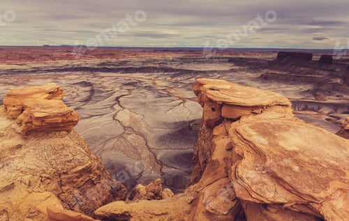 Preview: Sandstone formations