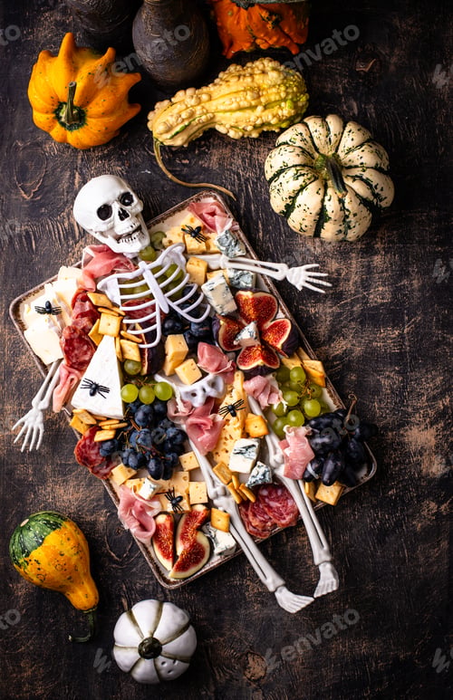 Preview: Assortment of cheese and meat appetizers