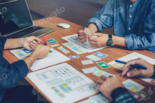 Preview: Team designers website and application meeting and planning