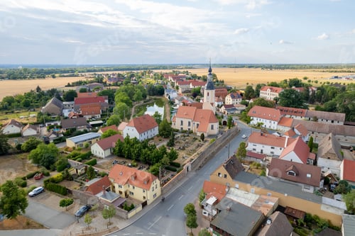 Preview: Aerial view of the Town Zeithain church
