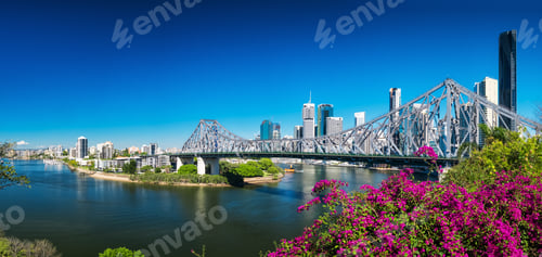 Preview: BRISBANE, AUS - AUGUST 9 2016: Panoramic view of Brisbane Skylin