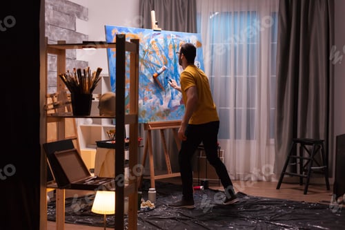 Preview: Fine artist painting with roller