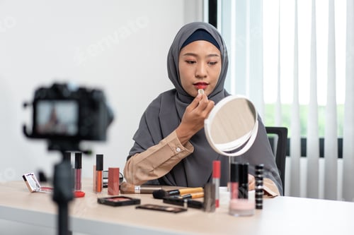 Preview: Woman muslim blogger is present make up tutorial beauty cosmetic review product and broadcast live