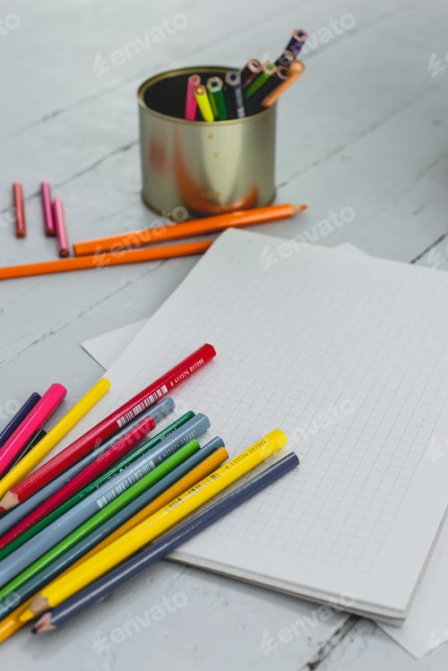 Preview: Notepad on the table