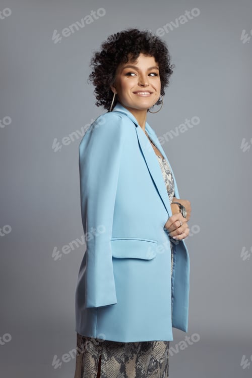 Preview: Afro curly hair fashion woman, natural makeup and cosmetics. Beauty face smile
