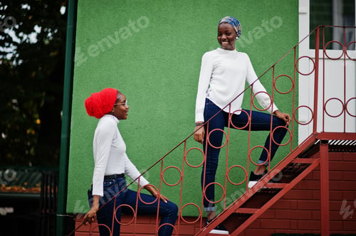 Preview: Modern fashionable african muslim woman