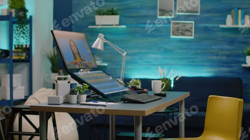 Preview: Empty photography studio with retouching software