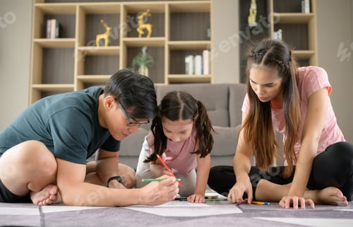 Preview: Family holiday activities where parents and children play together happily in the living room